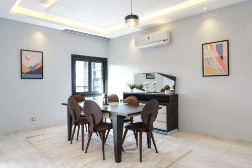 The Waterway 3 Bedroom Serviced Apartment