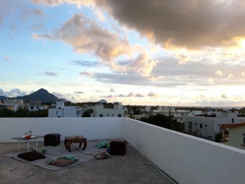 Welcome/bienvenue/witam. Private Duplex, Host Offering 1 Private Bedroom.