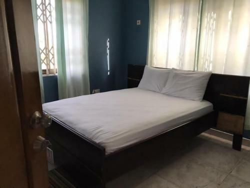Hostal Charfort Royal Guest House And Hotel