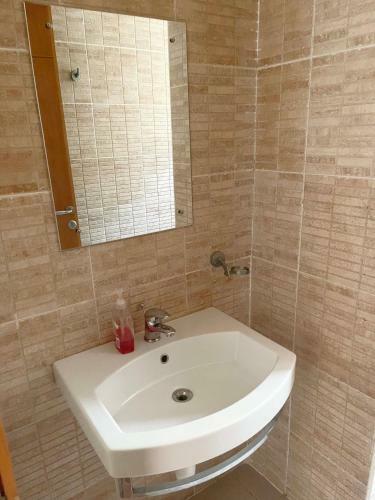 Lovely 1 Bedroom Serviced Apartment In Oniru