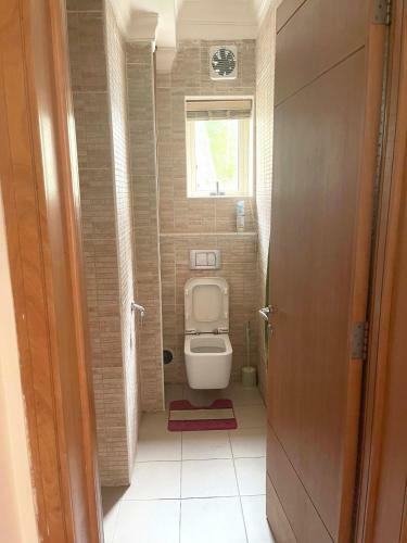Lovely 1 Bedroom Serviced Apartment In Oniru