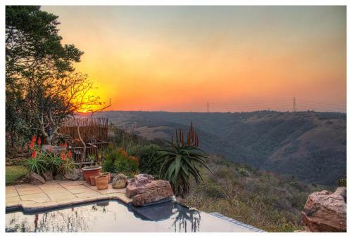 Bed & Breakfast Leopards And Louries Bush Lodge