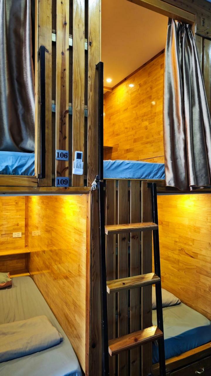 Catba Pod Hostel