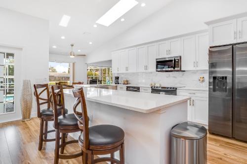 Four Mile Cove Paradise