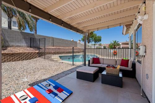 Cheerful Resort With Mountain View, Pool And Spa