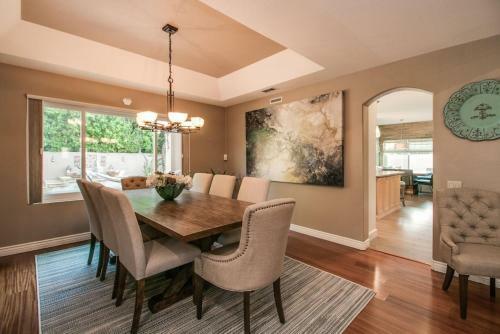 Luxe Scottsdale Home Wpool, Spa, & Tesla Charger