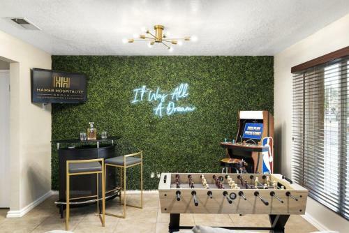 Entertainers Dream 4 Bdrm Htd Pool Games