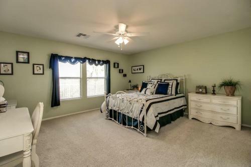 Beautiful Vacation Getaway Wgame Room & Views
