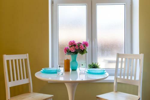 Apartamento Stylish Home With High Ceilings In Best Location!