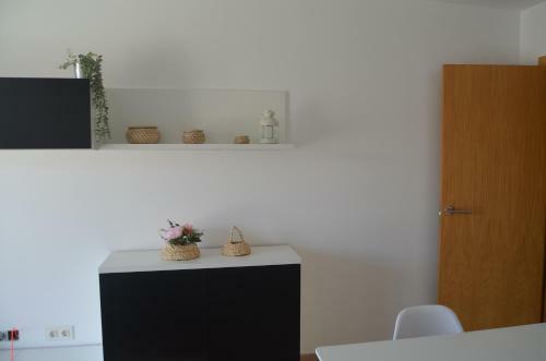 Precioso Apartamento Con Garaje En Ares.