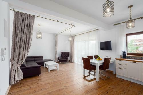 Villa Sunset Apartments