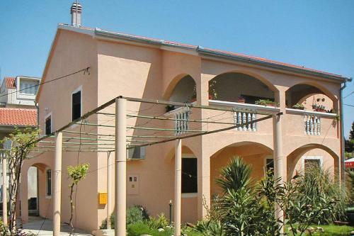 Happy Apartments, Sveti Filip I Jakov