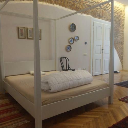 Apor Apartments