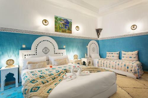 Riad Astra Damus Hotel