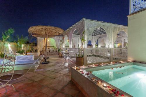 Riad Astra Damus Hotel