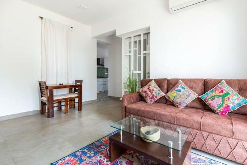 Apartamento 1br Calangute Nr Beach Pool Gym & Sunsets