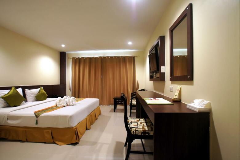 Hotel Khaolak Sunset Resort