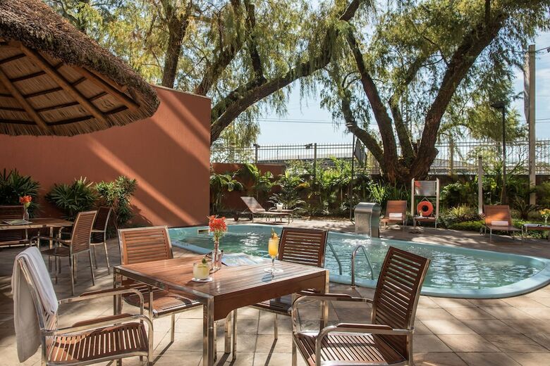 Hotel Intercity Express Porto Alegre