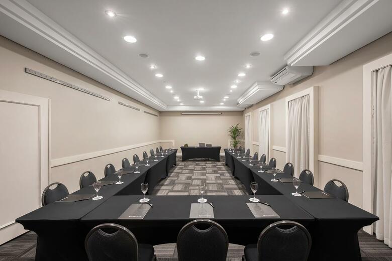 Hotel Intercity Express Porto Alegre