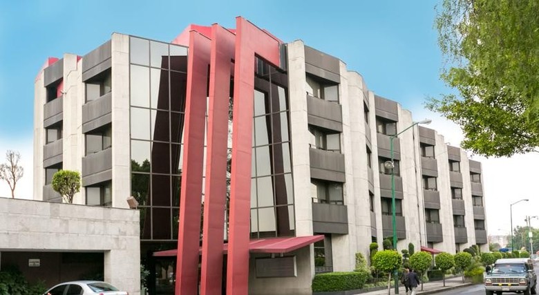 Hotel Abastos Plaza