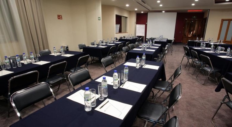 Hotel Abastos Plaza