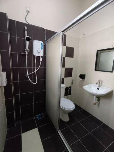 Ipoh-botani 4 Bed Rooms Corner House Home Stay