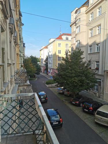 Apartamento Kr�sn� L�ze?sk� Byt U Centra Karlov�ch Var?