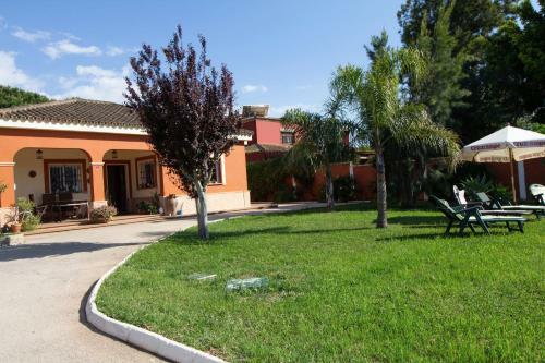 Country House With Pool, Garden And Orchard