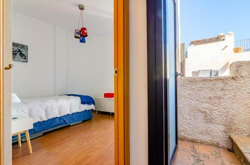Wintowinrentals Large Terrace, Pool & 300m Beach