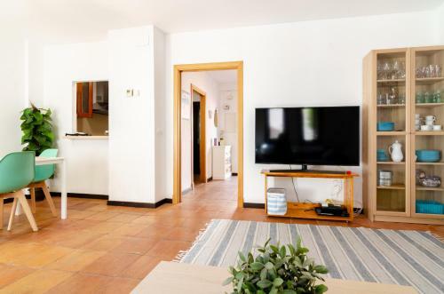 Wintowinrentals Large Terrace, Pool & 300m Beach
