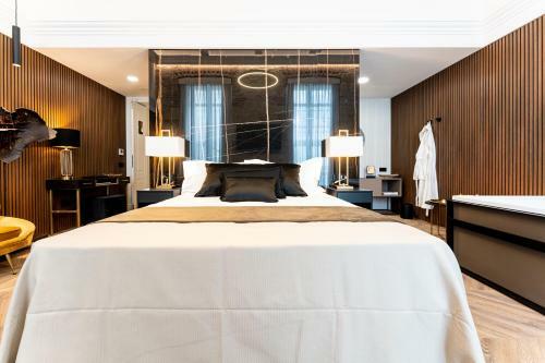 Hostal Nero Luxury Suites