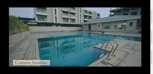 The Retreat-glasshouse 4bhk Villa