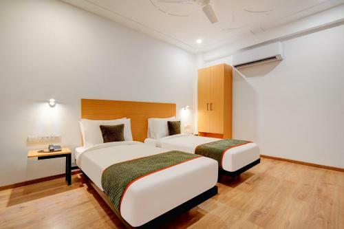 Hotel Oyo Townhouse 219, Sector 49, Gurgaon