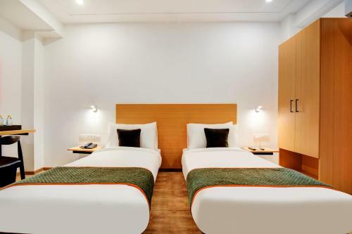 Hotel Oyo Townhouse 219, Sector 49, Gurgaon