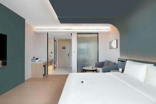 Atour S Hotel Lanzhou Convertion Exhibition Center