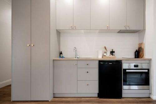 Cute Apartment On The City Fringe