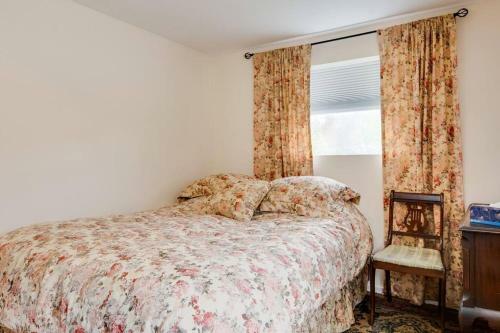 Oak Bay Hampshire Home