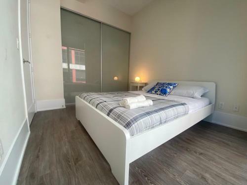 Apartamento Grand View 2br/2ba Condos Cn Tower,union,tiff/mtcc