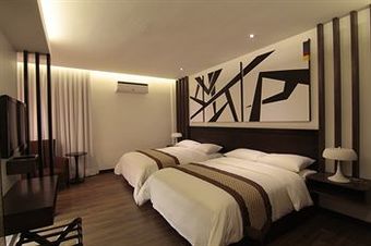 Century Hotel