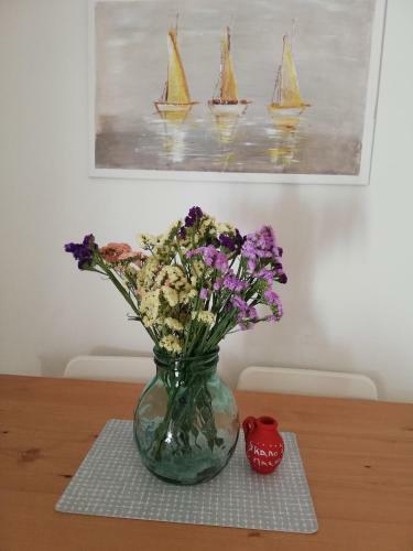 Old Town Stay Furnished Apartment