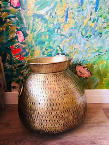 The Art Attic A Stylish Boutique Apartment