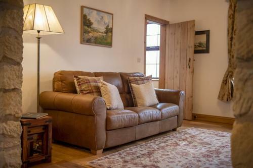 Threp'nybit Cottage