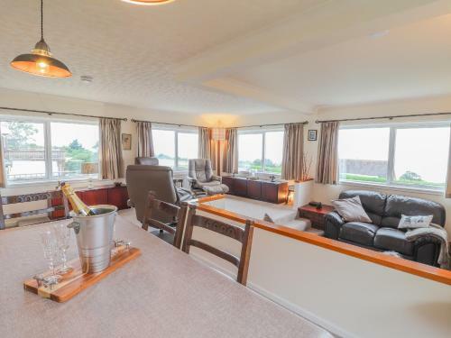 Aelwyd Y Don