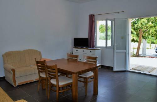 Villa Matea With Pool