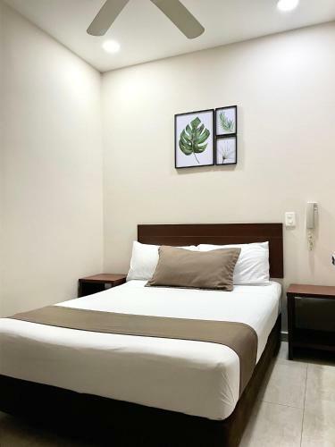 Hotel Via Principal I