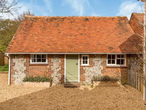 Pass The Keys Charming Country Cottage With Spectacular Views