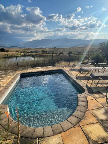 Cathkin House: Luxury 3 Bedroom Villa With Jacuzzi And Pool