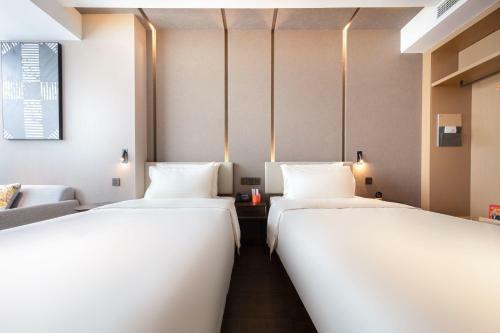 Atour Hotel Qingdao Cbd Hangzhou Road