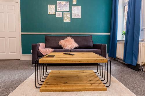 Apartamento ?lovely 2 Bed Flat ? Wifi ? Nr Avondale Park?