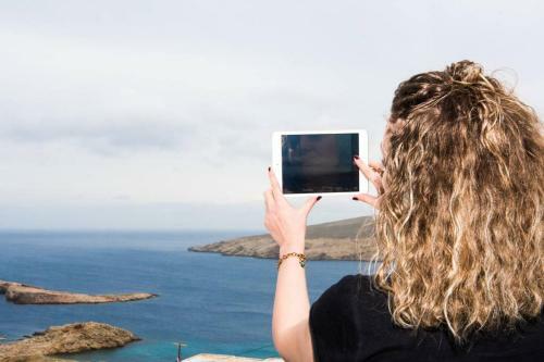 Ocean Breeze Terrace Of Mykonos!